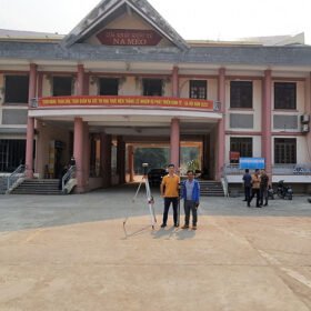 Bàn giao máy RTK tại Lào
